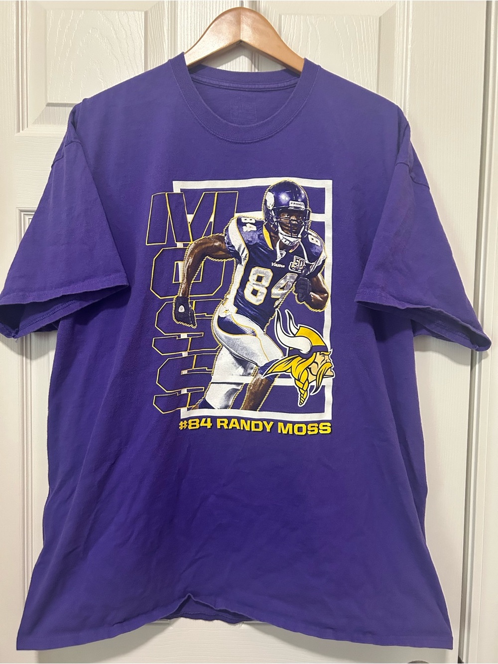 Randy Moss #84 Minnesota Vikings Size 2XL Team T-Shirt NFL Pro Line Vintage